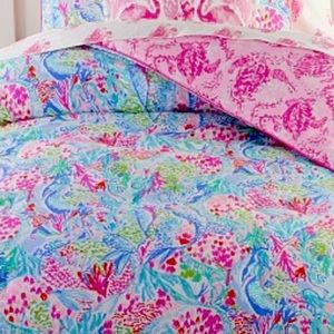 Lilly Pulitzer for Pottery Barn Full/Queen Comforter in Mermaid Cove